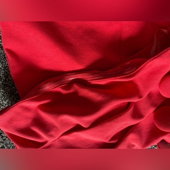 Womens red strapless dress - Picture 3 of 5